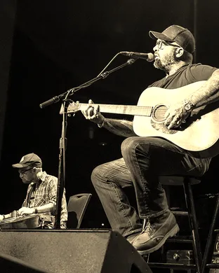 Aaron Lewis Sylvania