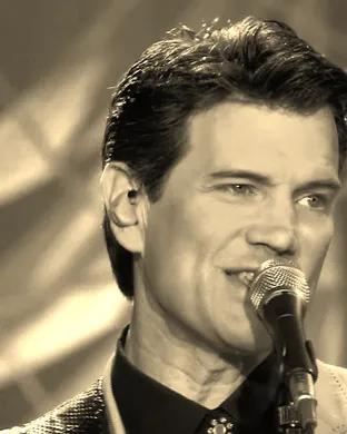 Chris Isaak Detroit