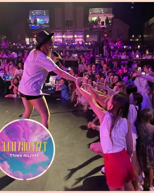 Taylorville - A Tribute to Taylor Swift Wyandotte